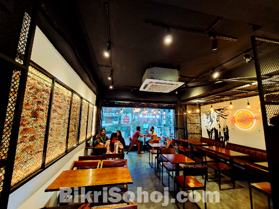 Restaurant রেস্টুরেন্ট